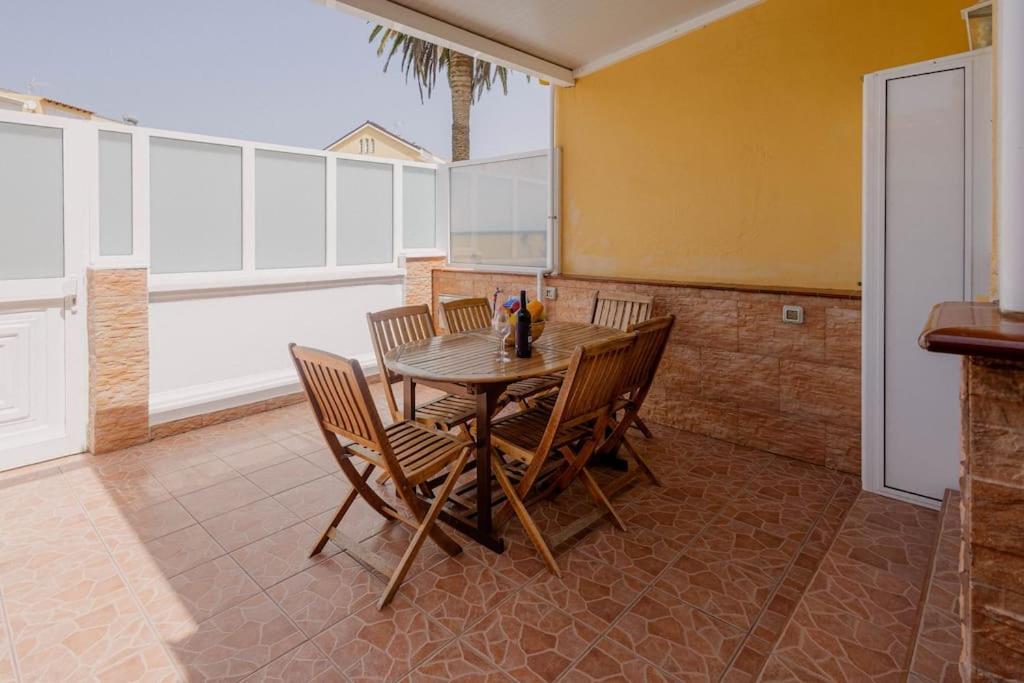 Апартаменты Adosado En Costa Adeje Плая-де-лас-Америкас Экстерьер фото