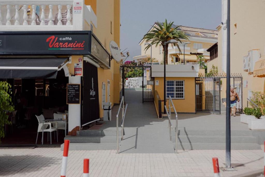 Апартаменты Adosado En Costa Adeje Плая-де-лас-Америкас Экстерьер фото